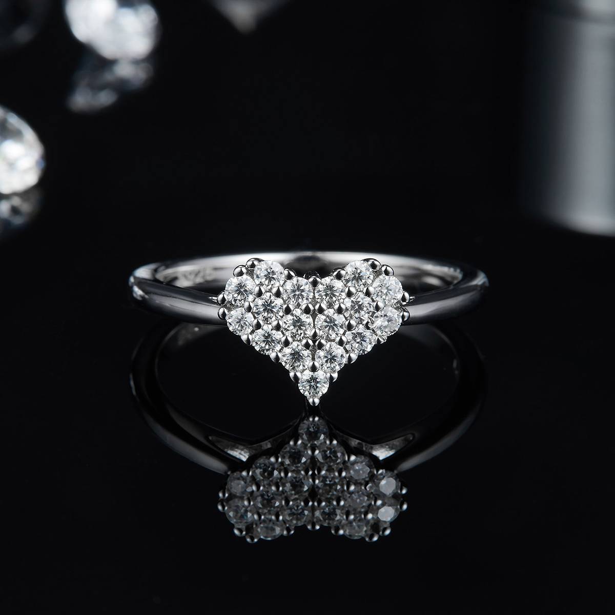 At first sight, I fell in love with S925 silver plated platinum Moissanite 33 points D-grade
